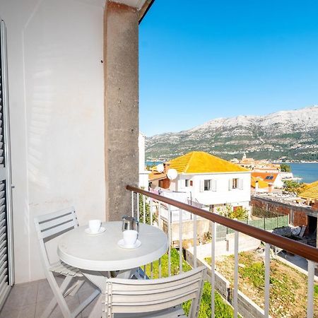 Apartments Peco Korčula Eksteriør bilde
