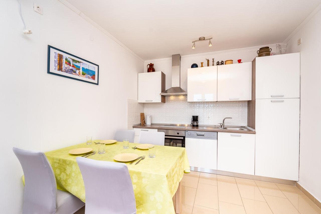 Apartments Peco Korčula Eksteriør bilde