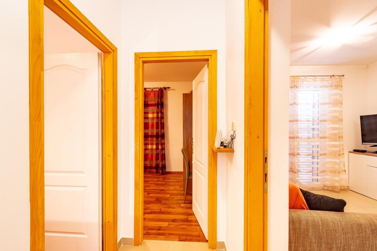 Apartments Peco Korčula Eksteriør bilde