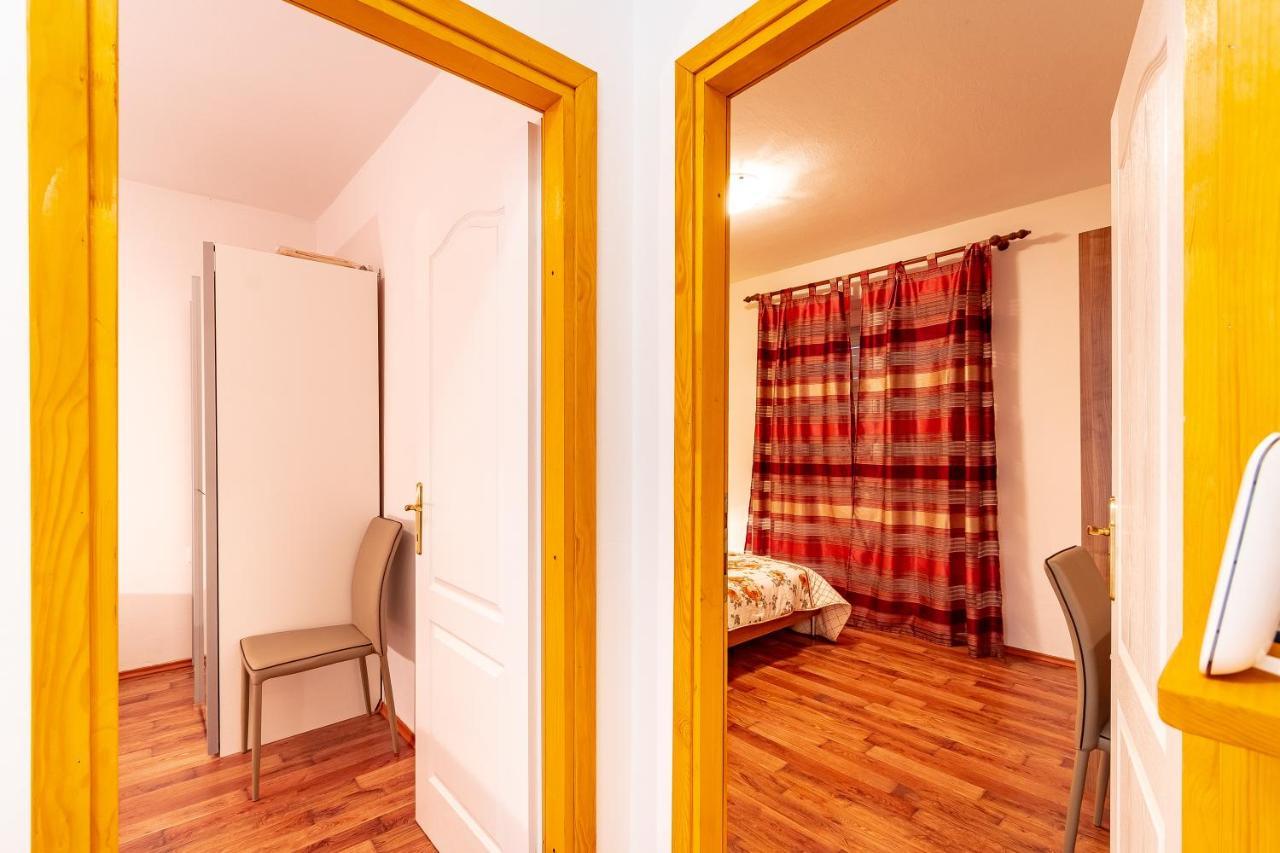 Apartments Peco Korčula Eksteriør bilde