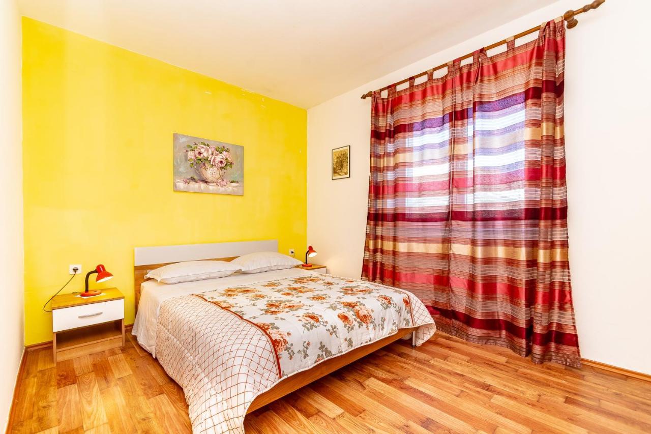 Apartments Peco Korčula Eksteriør bilde